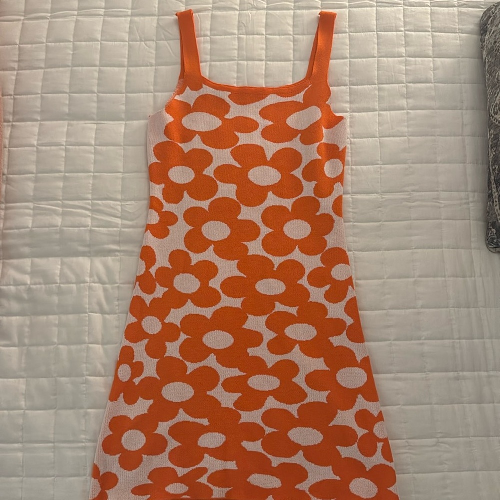 Women’s dress